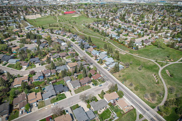 istock Silverwood Heights Aerial in Saskatoon 1638496199