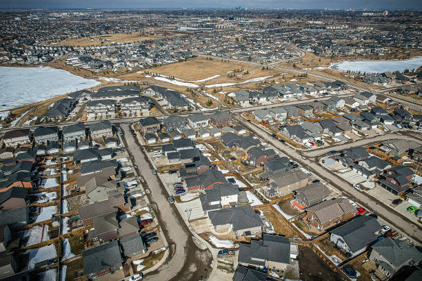 istock Stonebridge Aerial in Saskatoon 1638503729