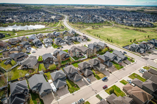 istock Stonebridge Aerial in Saskatoon 1638504284