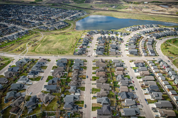 istock Stonebridge Aerial in Saskatoon 1638504804