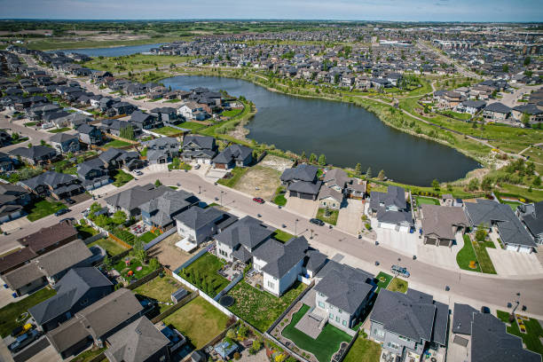 istock Stonebridge Aerial in Saskatoon 1638505343