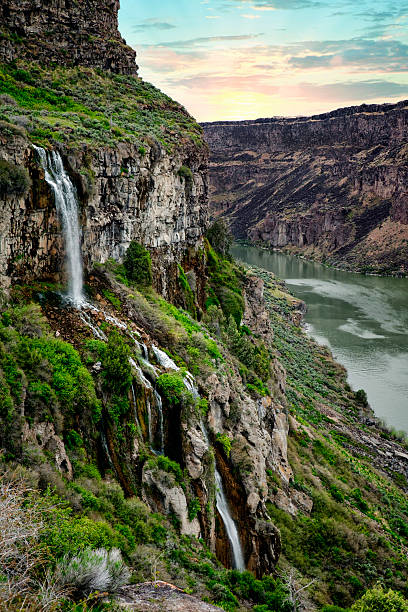 cañón del río snake - idaho waterfall natural landmark extreme terrain fotografías e imágenes de stock