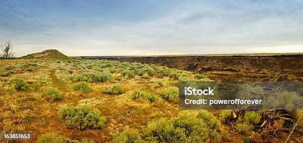 Photo libre de droit de Evel Knievel Saut Site Panoramique Du Canyon De La Rivière Snake banque d'images et plus d'images libres de droit de 1974