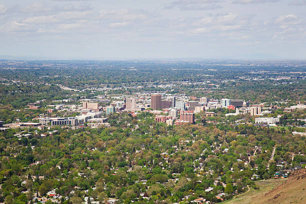 бойсе, штат айдахо skyline - boise city urban scene horizon стоковые фото и изображения