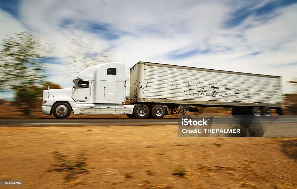 Camion articolato - Foto stock royalty-free di Affari