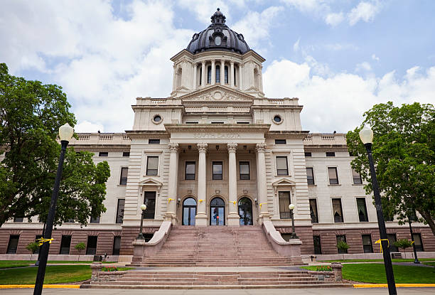 South Dakota State Capitol Building South Dakota state capitol building in Pierre, SD. south dakota stock pictures, royalty-free photos & images
