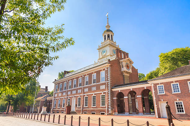 역사적이다 엔젤드라 홀에서의 필라델피아, 펜실베이니아 - clock clock tower built structure brick 뉴스 사진 이미지