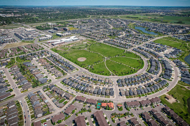 istock Stonebridge Aerial in Saskatoon 1638530415