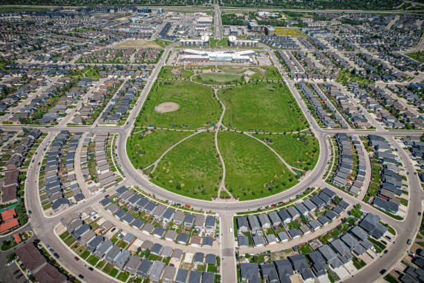 istock Stonebridge Aerial in Saskatoon 1638531448