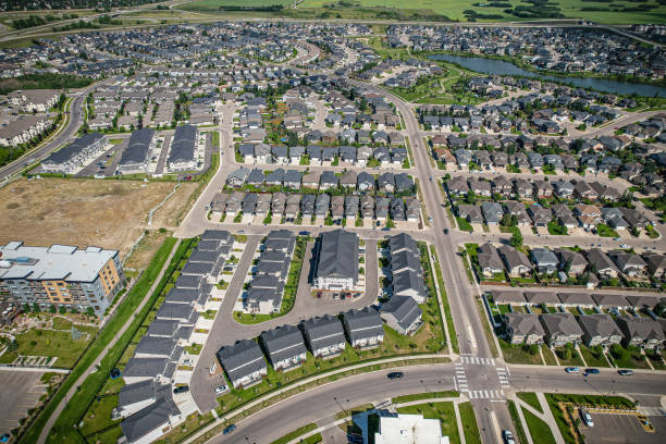 istock Stonebridge Aerial in Saskatoon 1638531995