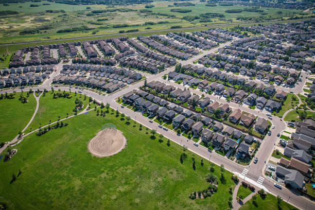 istock Stonebridge Aerial in Saskatoon 1638533094
