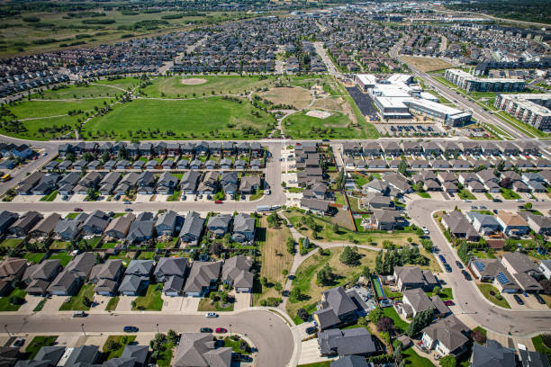 istock Stonebridge Aerial in Saskatoon 1638536866