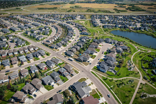 istock Stonebridge Aerial in Saskatoon 1638537412