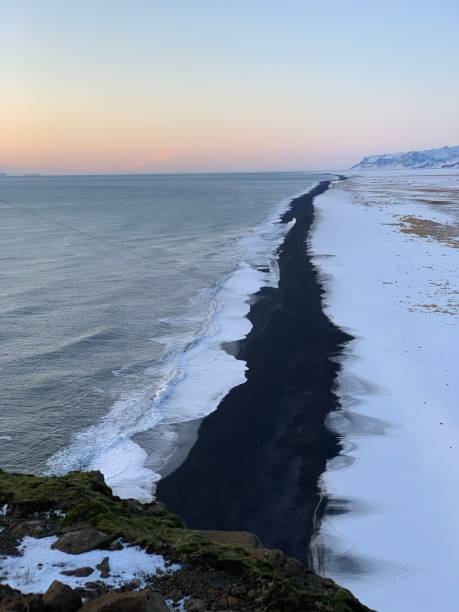 istock Icebergs in Iceland 1638820354