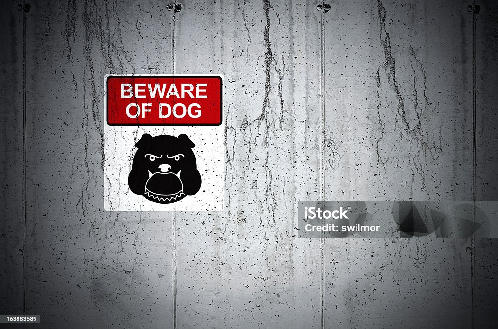 Prenez garde de chien Grunge - Photo de Anxiété libre de droits