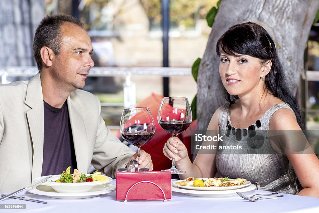 Casal de Meia Idade em um café - Royalty-free Abuso de Álcool Foto de stock