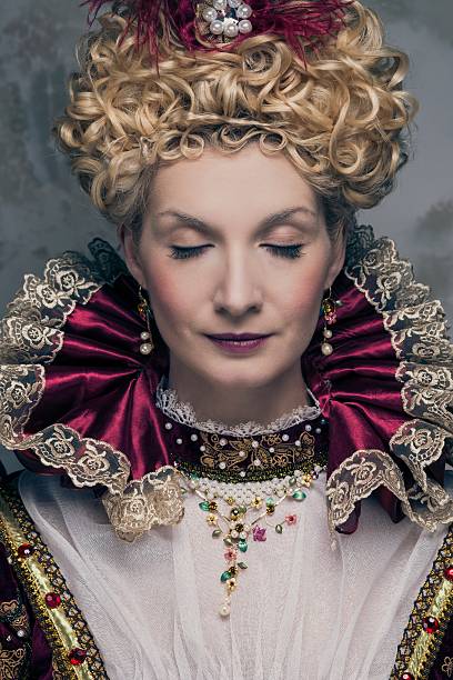 portret piękne haughty queen - archduchess attitude beautiful elegance zdjęcia i obrazy z banku zdjęć