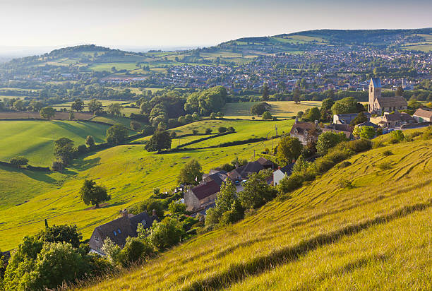 istock Idyllic rural, Cotswolds UK 163929772