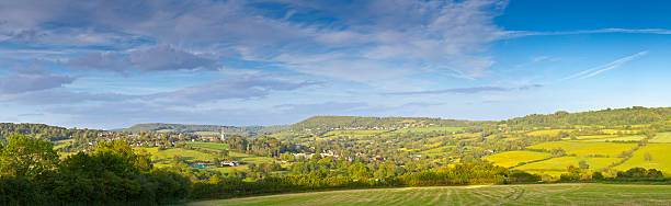 istock Idyllic rural, Cotswolds UK 163929903