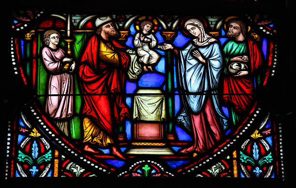 istock Holy Family 163941267