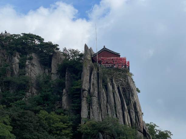 istock Summer Temple Pavilion in Seoul 1639492099