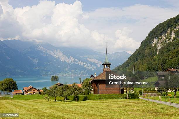 Hölzernekirche Stockfoto und mehr Bilder von Alpen - Alpen, Berg, Brienz