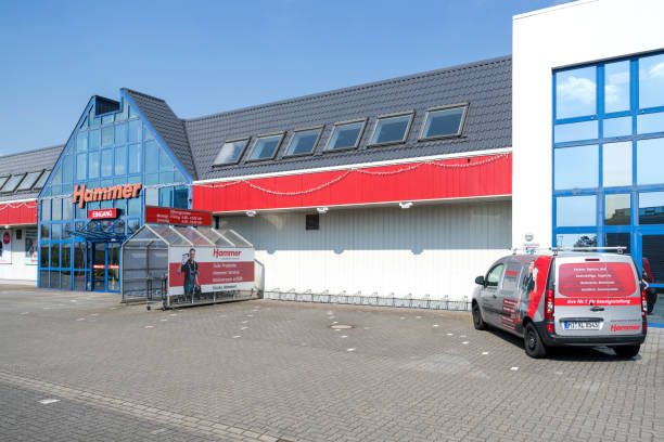 magasin hammer à delmenhorst, allemagne - photography sign built structure store photos et images de collection