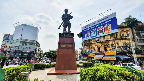 Ho Chi Minh City, Vietnam - ‎‎‎‎‎‎‎November 8, 2020 : Phan Dinh Phung Statue On Traffic Circle In Chinatown Area. Phan Dinh Phung Was A Vietnamese Revolutionary Who Led Rebel Armies Against French Colonial Forces.