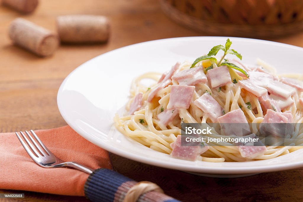 spaghetti carbonara - Foto de stock de Alimento libre de derechos