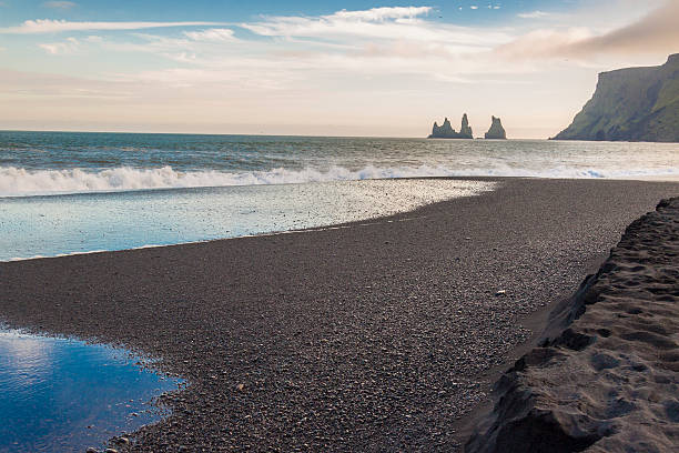 istock Black beach in background Dyrholaey - Vik, Iceland. 164037572