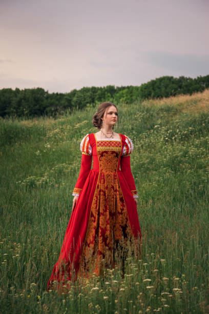 istock Fantasy princess standing on the hill 1640396699