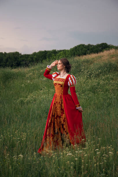 istock Fantasy princess standing on the hill 1640396713