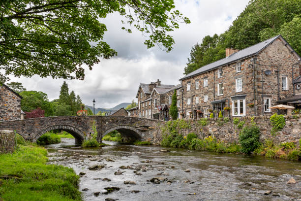 istock Beddgelert Bridge, Snowdonia National Park 1640399413