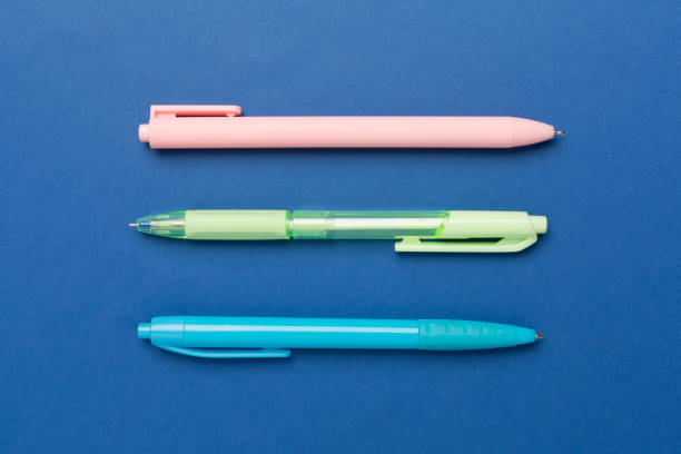 istock Pastel coloured pens on color backgroung, top view 1640402111