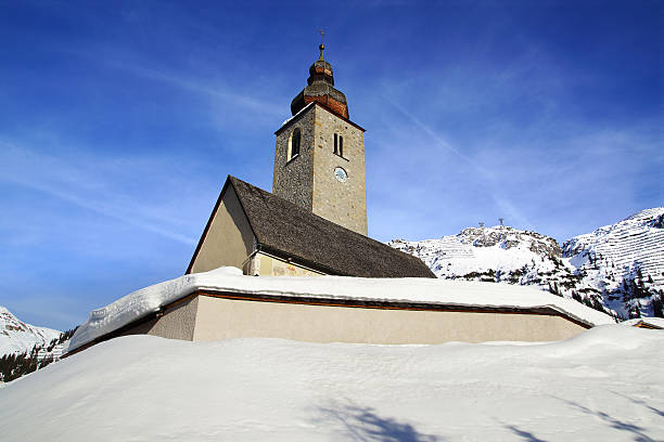 istock Picturesque winter landscape with Kirche. 164071718