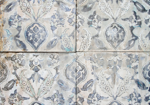 Tiles and flooring are a combination of different stones.