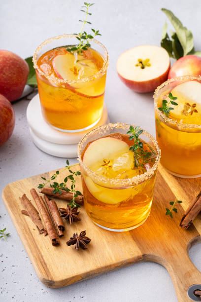 istock Apple cider margarita with brown sugar and spices, fall cocktail idea 1641083921