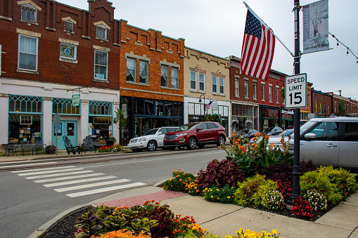 La Grange, Kentucky, 2023:  There are more than 150 buildings in the Central La Grange Historic District dating from 1830-1938, including a masonic lodge (far left). The La Grange historic district contains numerous small businesses such as shops, eateries, and art galleries.