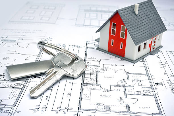 istock model of a house and key ring 164115364