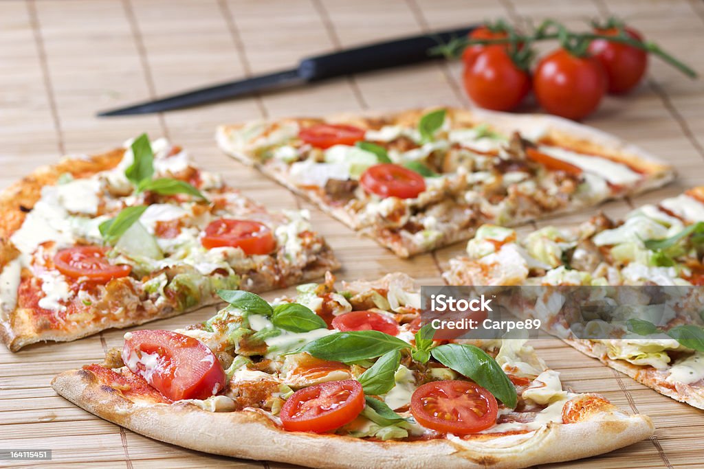 Doner Kebab Pizza - Foto stock royalty-free di Pizza