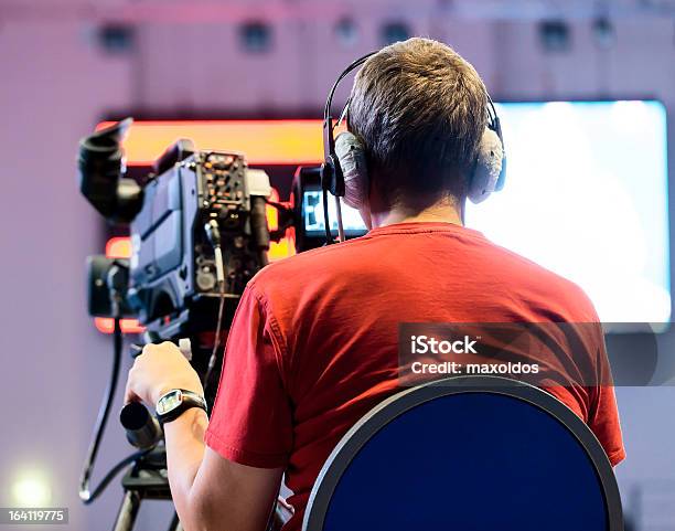 Professionelle Kameramann Stockfoto und mehr Bilder von Kamera - Kamera, Kino, Atelier