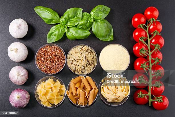 Foto de Alimentos Frescos e mais fotos de stock de Arroz - Alimento básico - Arroz - Alimento básico, Comida, Condimento - Temperos