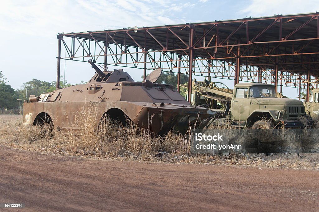 Zerstörter Autos in Afrika - Lizenzfrei Krieg Stock-Foto