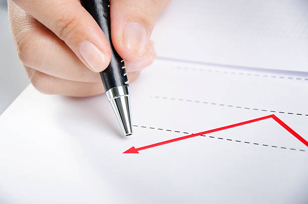Charting I 200+ Charting Business Stock Photos, Pictures & Royalty-Free Images ...