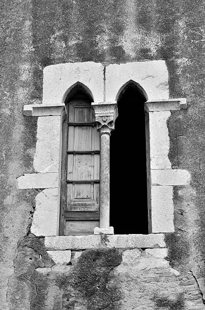 istock Vilabertran canonical santa maria 164123423