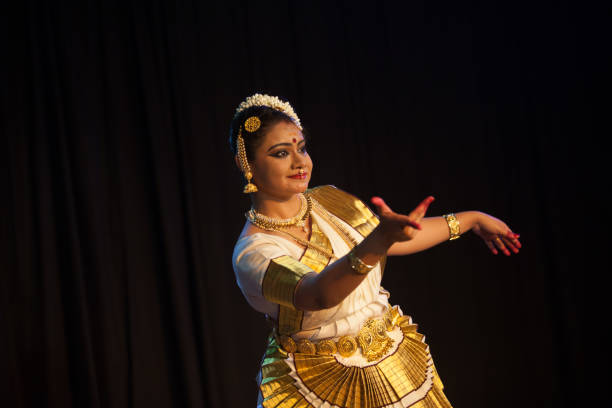 istock Mohiniattam pose photoshoot 1641253847