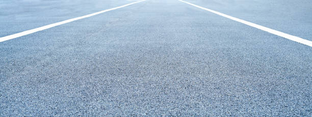 istock Broad perspective of asphalt road 1641267867
