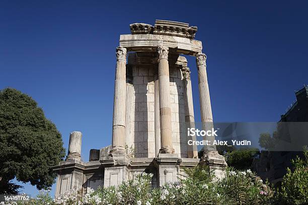 ローマの柱 - イタリアのストックフォトや画像を多数ご用意 - イタリア, イタリア ローマ, イタリア文化