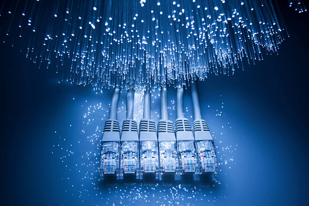azul fibra óptica, iluminación de cable de red - high speed technology cable computer network fotografías e imágenes de stock