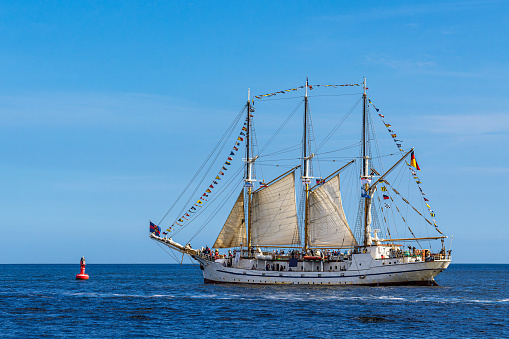 One of the guests at the Sail Amsterdam event is  the Norwegian vessel Statsraad Lehmkuhl. The 3-masted steel bark, built by Johann C. Tecklenborg AG in Bremerhaven-Geestemünde in 1914 served at first as a training ship for the German merchant marine.